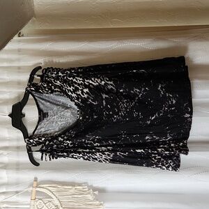 Rock and Republic Shoulder XL Shirt